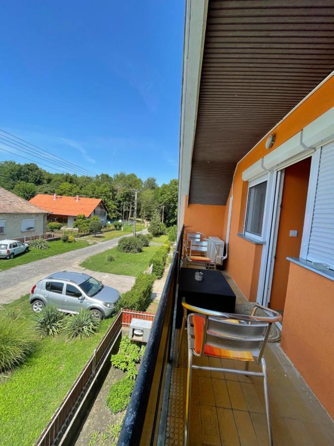 Mira Kucko Apartment Oreglak Exterior photo